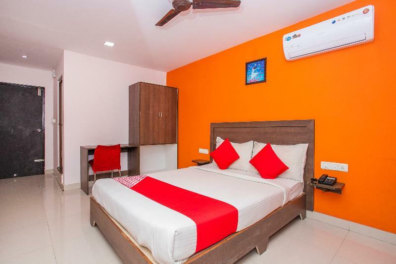 Capital O 5683 Ss Suites Bangalore Buitenkant foto